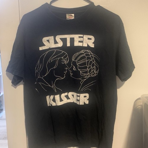 Sister kisser iron chic - kisser,