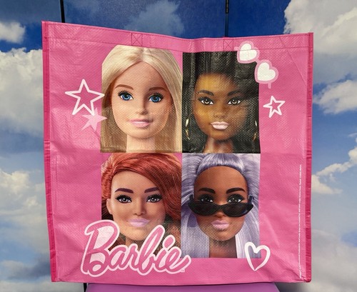 Shopper barbie themed - themed, shopping