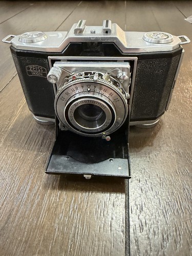 Macchina fotografica vintage