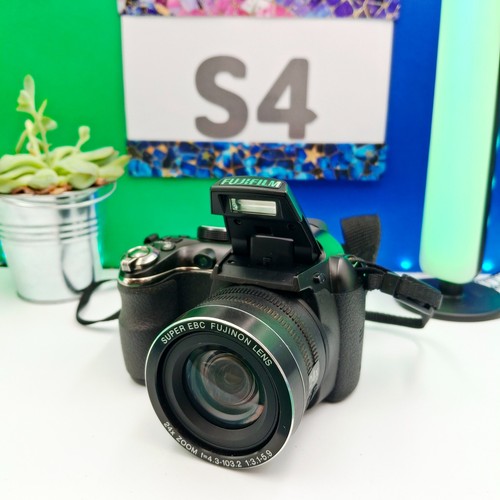 Fujifilm finepix s4200 - finepix,