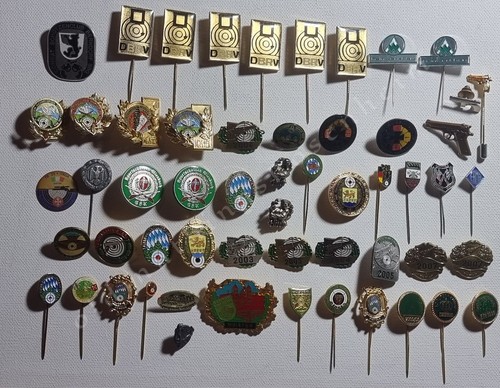 Lotto distintivi tiratori club