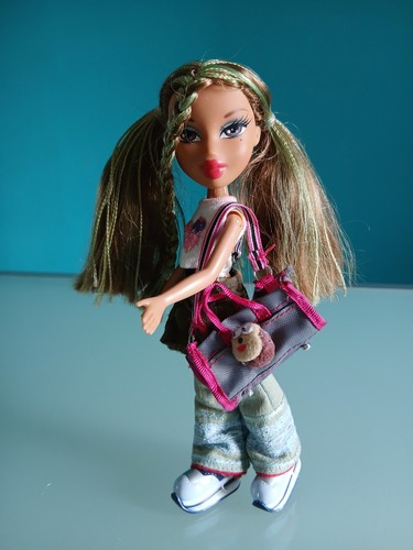 Bratz doll mga - "mga", yasmin
