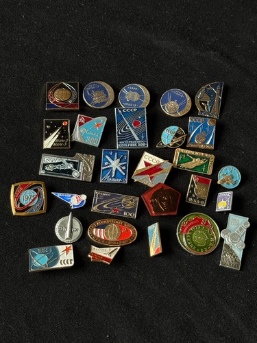 Lotto distintivi spaziali urss - spaziali,