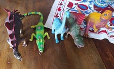 Lotto di 5 dinosauri giocattolo vintage in plastica rigida