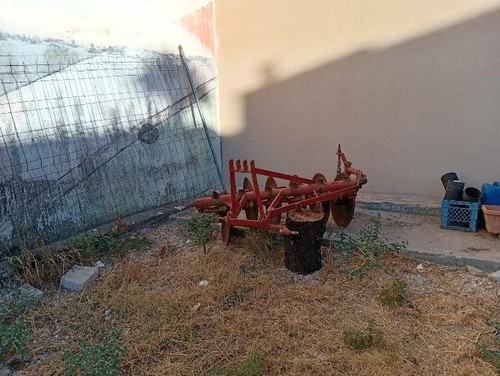 Aratro agricolo metallo - in,