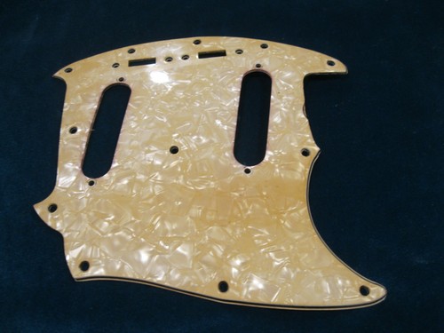 Vintage 1973 fender - vintage, mustang