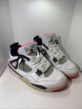Taglia 11 - Jordan 4 Retro