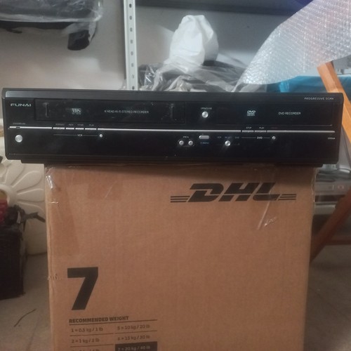 Videoregistratore vhs funai - vhs,