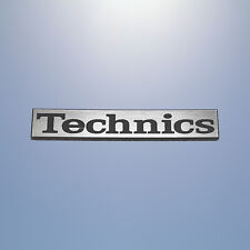 TECHNICS 67x15mm badge emblema
