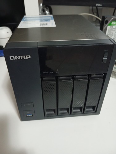 453a qnap nas no - qnap, dischi