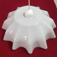 Lampadario sospensione x cucina rotondo in vetro satinato bianco decorato a onde