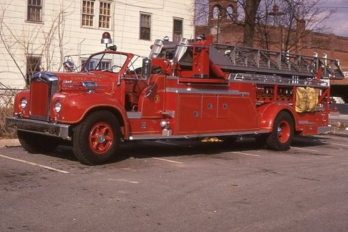 Dover 1958 mack model 85 - dover, b