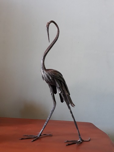 Statua scultura antica gru - antica,