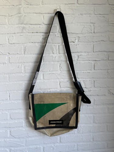 Freitag f11 lassie - ,