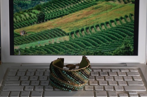Braccialetto fatto mano e - a,