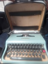 1954 Olivetti Lettera 22