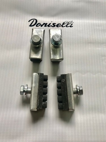Pattini freni neri universal - freni,