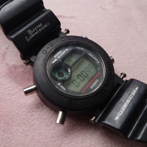 Orologio subacqueo digitale