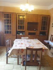 Mobile Soggiorno Completo Di Tavolo E Seddie