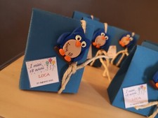 BOMBONIERA COMPLETA CALAMITA GUFO IN FIMO SU SCATOLINA  PER LAUREA COMPLEANNO