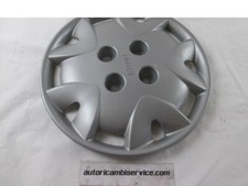 COPRICERCHIO IN PLASTICA DA 13 POLLICI 4 FORI FIAT PUNTO S 1.1 3P RICAMBIO NUOVO