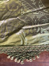 COPRILETTO MATRIMONIALE in stoffa damascata color beige, anni 60, in buono stato
