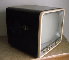 MODERNARIATO_DESIGN_TECNICA_TE