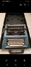 Macchina da scrivere Olivetti