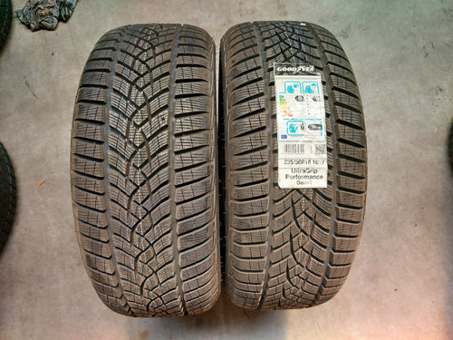 235 r18 101v goodyear - 2x,