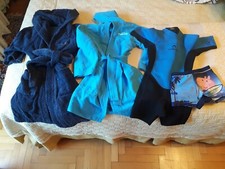 Accappatoi, muta E Costume Bimbo 4/6 Anni