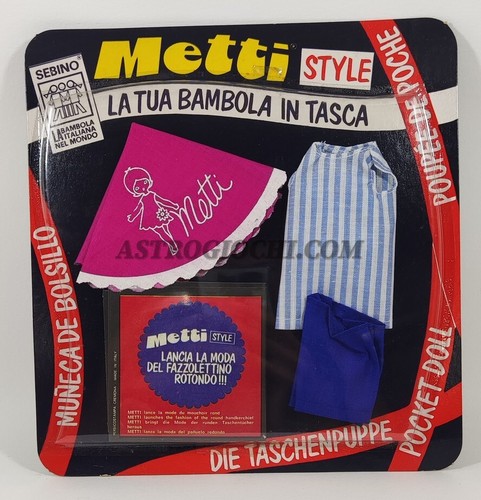 Sebino metti bambola in - metti,