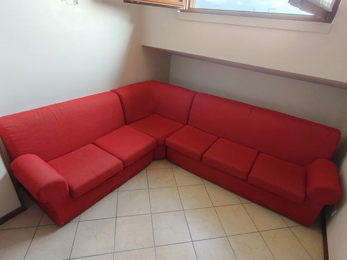 Divano rosso angolare usato - divano,