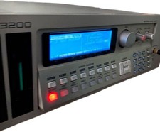 AKAI S3200 Professional Sampler 32-Voice Audio Vintage