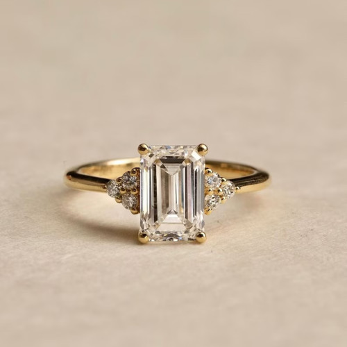 Anello fidanzamento - di,