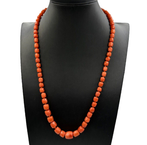 Collana corallo - di,