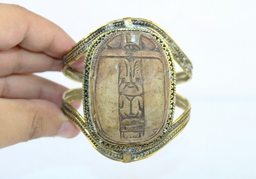 Raro antico bracciale