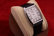 Orologio elegante vintage uomo