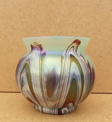 Ancien vase verre irisé - ancien,