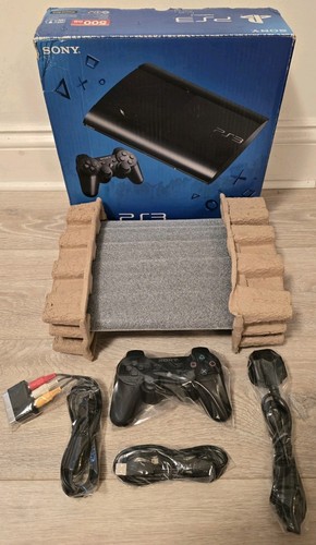 Ps3 super slim 500 - slim, in