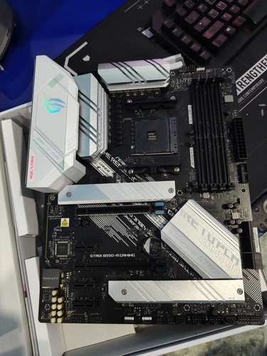 Asus rog strix b550 gaming - strix,