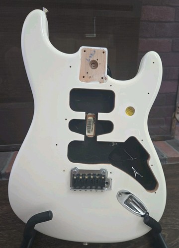 Corpo stratocaster fender mim - corpo,