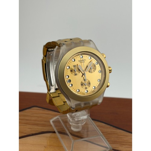 Gold tone swatch irony - gold-tone,
