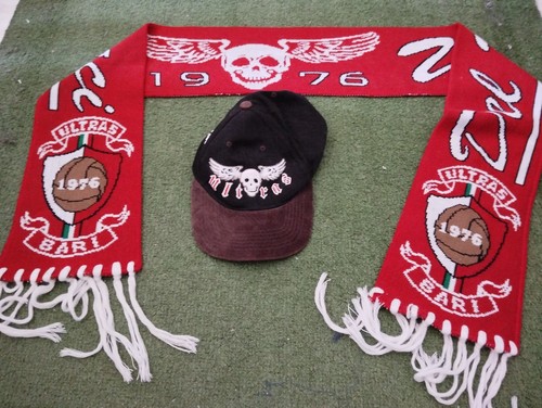 Ultras bari 1976 teschio alato