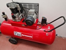 COMPRESSORE ARIA A PISTONE, MOTORE 3 KW CARRELLATO