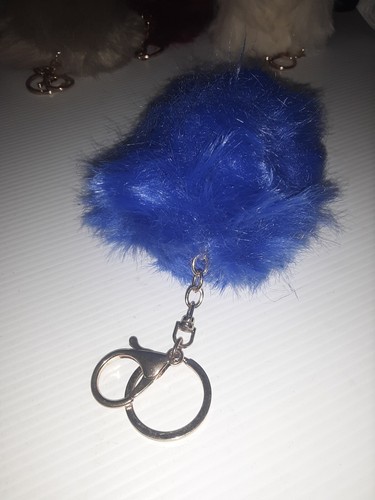Carino portachiavi pom fatto - , a