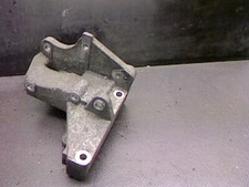 Pompa Servosterzo / Supporto