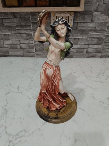 Scultura capodimonte la - n,