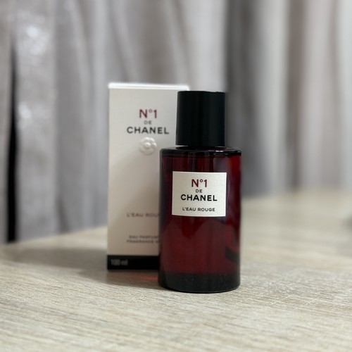 Eau rouge fragrance mist - rouge,