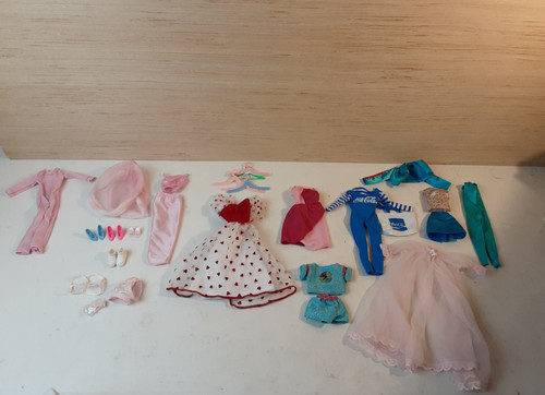 Lotto vestiti accessori - vestiti,