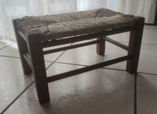 Sgabello legno poggiapiedi - in,